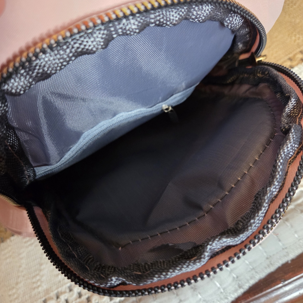 Set Of Backpacks - Picture 10 of 11